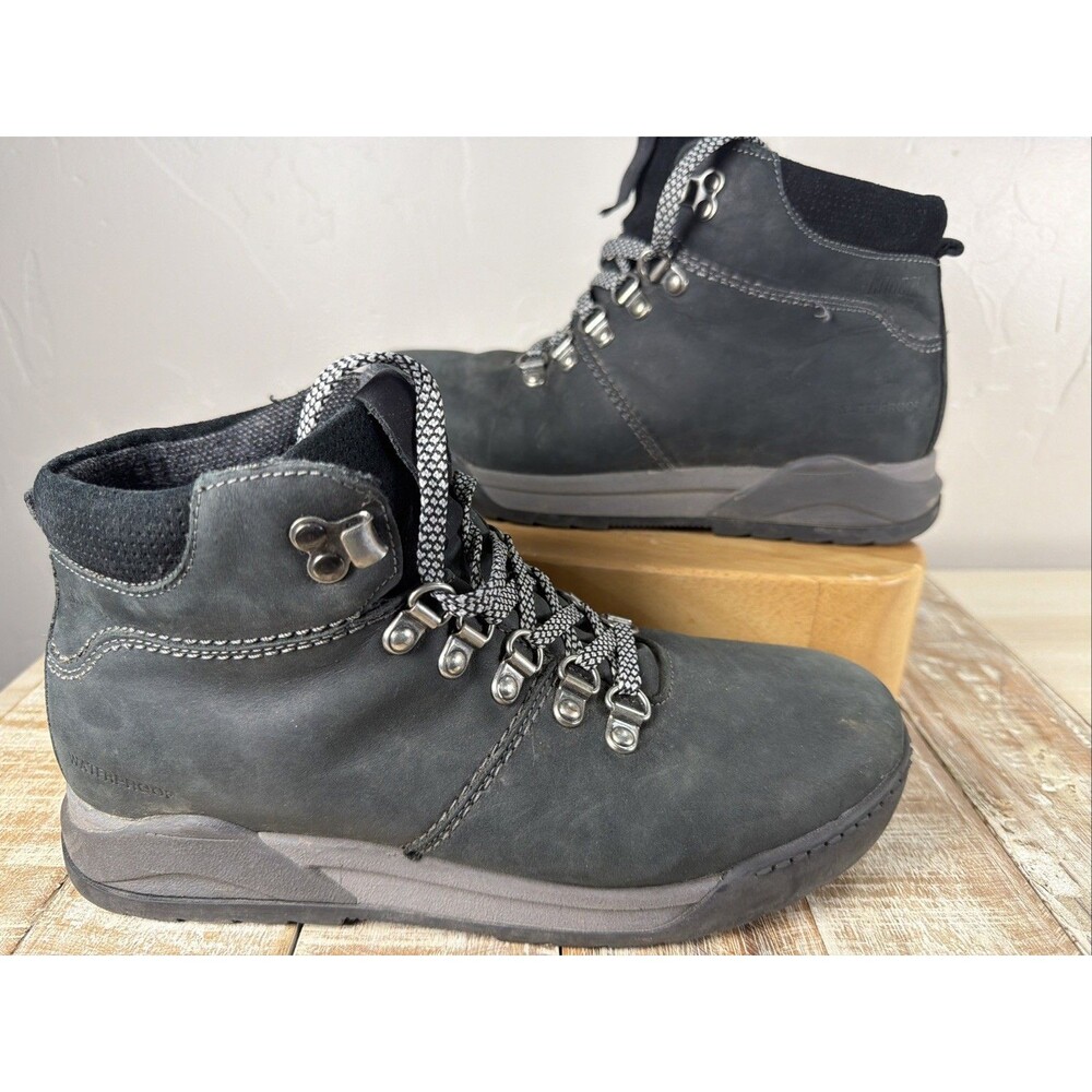Cougar Swerve Waterproof Black Winter Boots Italian Women’s Size 8